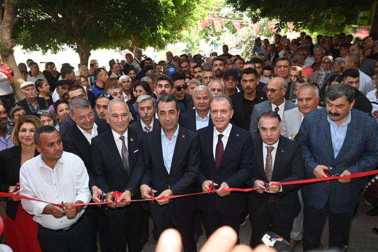 Anamur Tarım ve Tropikal Ürünler Fuarı Ziyarete Açıldı.